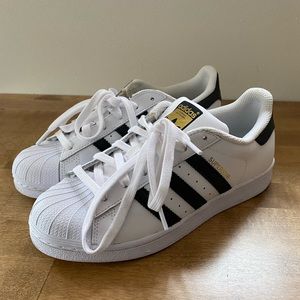 💫 Adidas Superstars 💫
